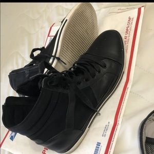 Kenneth Cole Shoes